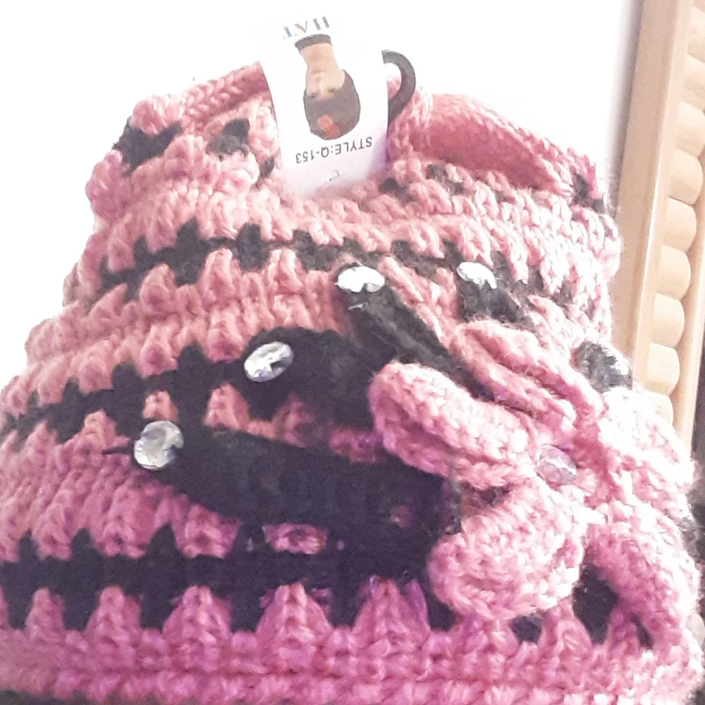 EMBELLISHED WINTER HAT CHILDREN'S NWT ONLY PINK